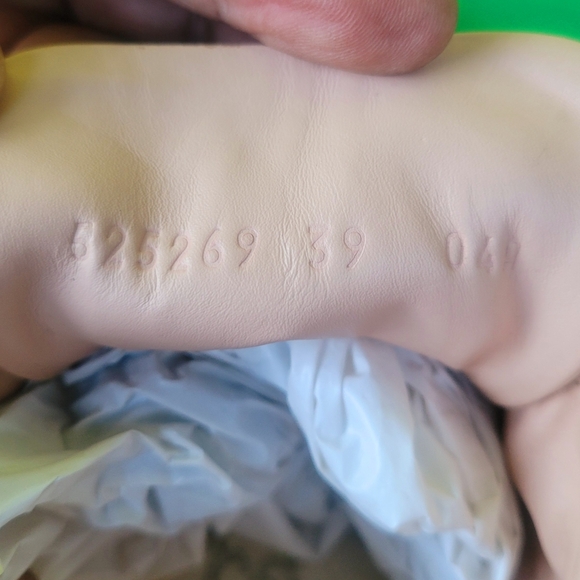 GUCCI ACE LEATHER LOGO STRIPES SNEAKER MEN'S - Picture 14 of 15